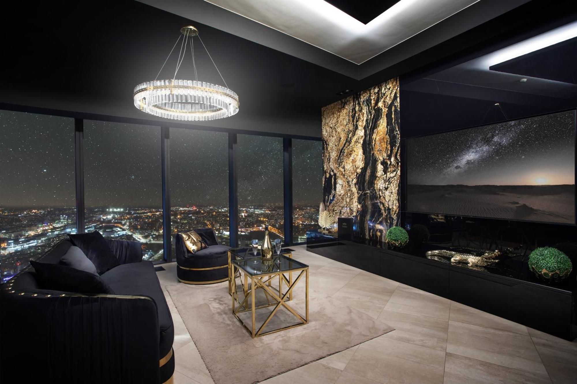 30Th+ Floor Apartments In Sky Tower - Wroclaw — Photos 1